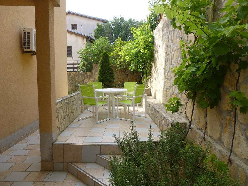 Apartments Villa Rosmarin Омишаль Номер фото