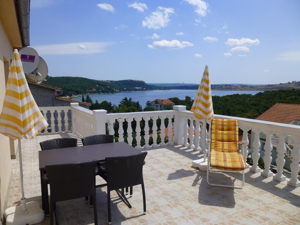Apartments Villa Rosmarin Омишаль Экстерьер фото